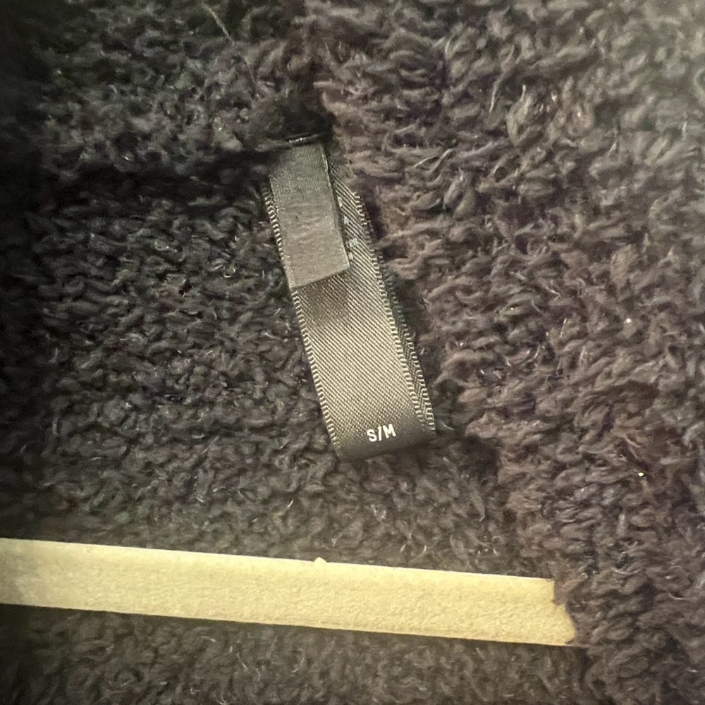 SKIMS Short Boucle Robe - Picture 4 of 4